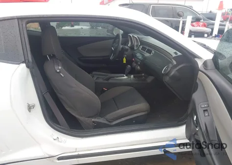 2014 Chevrolet Camaro from USA, damaged, VIN 2E1FA1E36E9282800